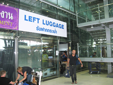 スワンナプーム空港4階　手荷物一時預かり所写真
