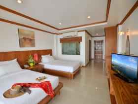 Tri Trang Beach Resort by Diva Managementを見た人がチェックしているホテル1