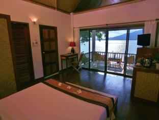 Fenix Beach Resort Samui by Compass Hospitalityと同グレードのホテル4