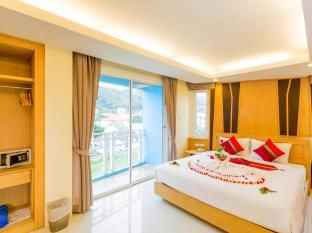 ジ アラノ プーケット ホテルを見た人がチェックしているホテル1