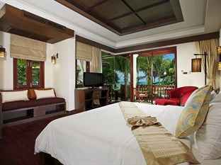 Khaolak Palm Beach Resort周辺のホテル4